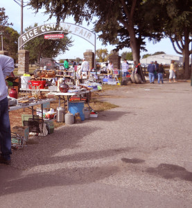 Fair Sign - Spring Flea Market